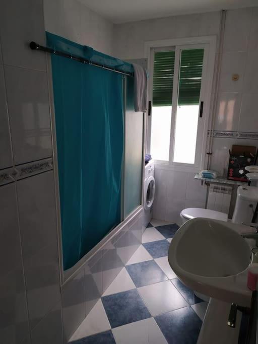 Ferienwohnung Amplio Piso En Centro Con Balcon Cuenca  Exterior foto