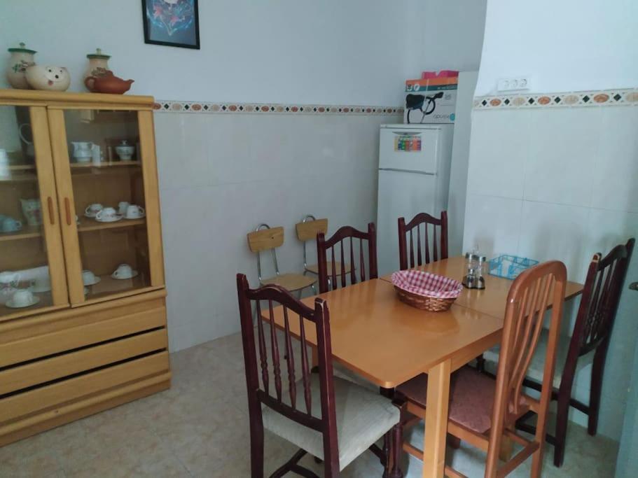 Ferienwohnung Amplio Piso En Centro Con Balcon Cuenca  Exterior foto