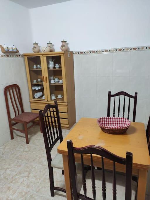 Ferienwohnung Amplio Piso En Centro Con Balcon Cuenca  Exterior foto